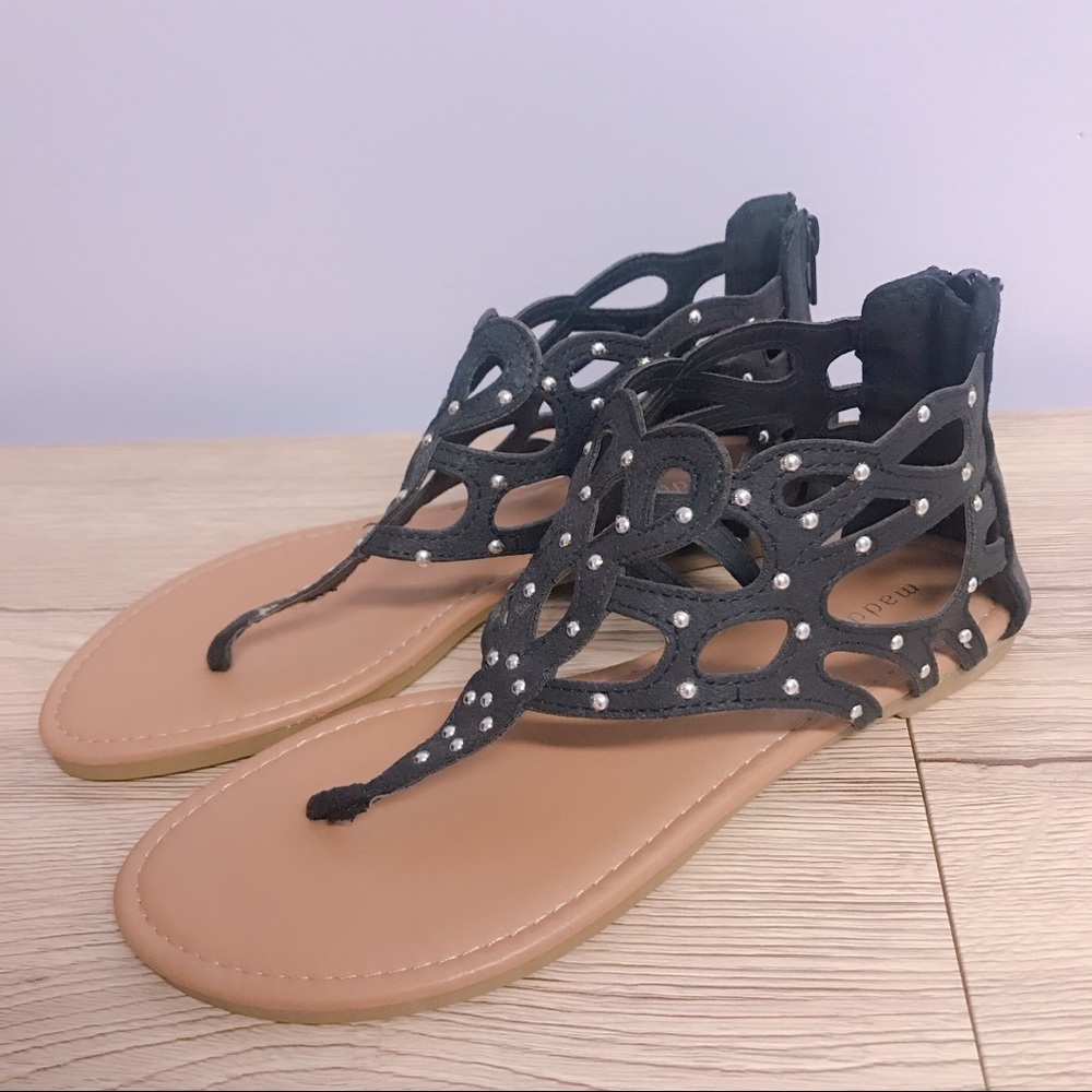 Sandals - Picture 3 of 5
